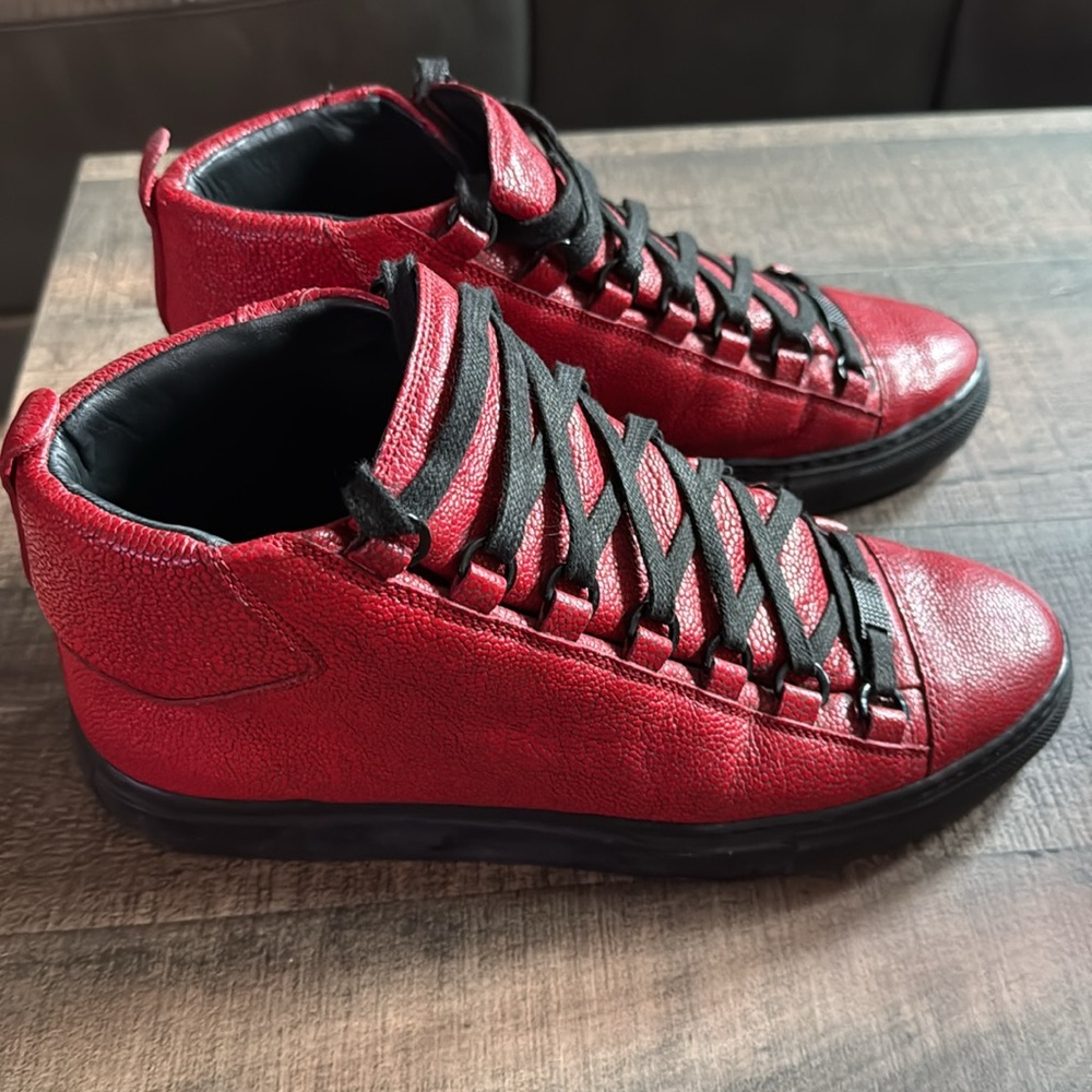 BALENCIAGA LEATHER SNEAKER